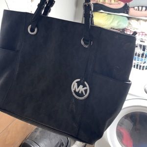 Michael kors tote